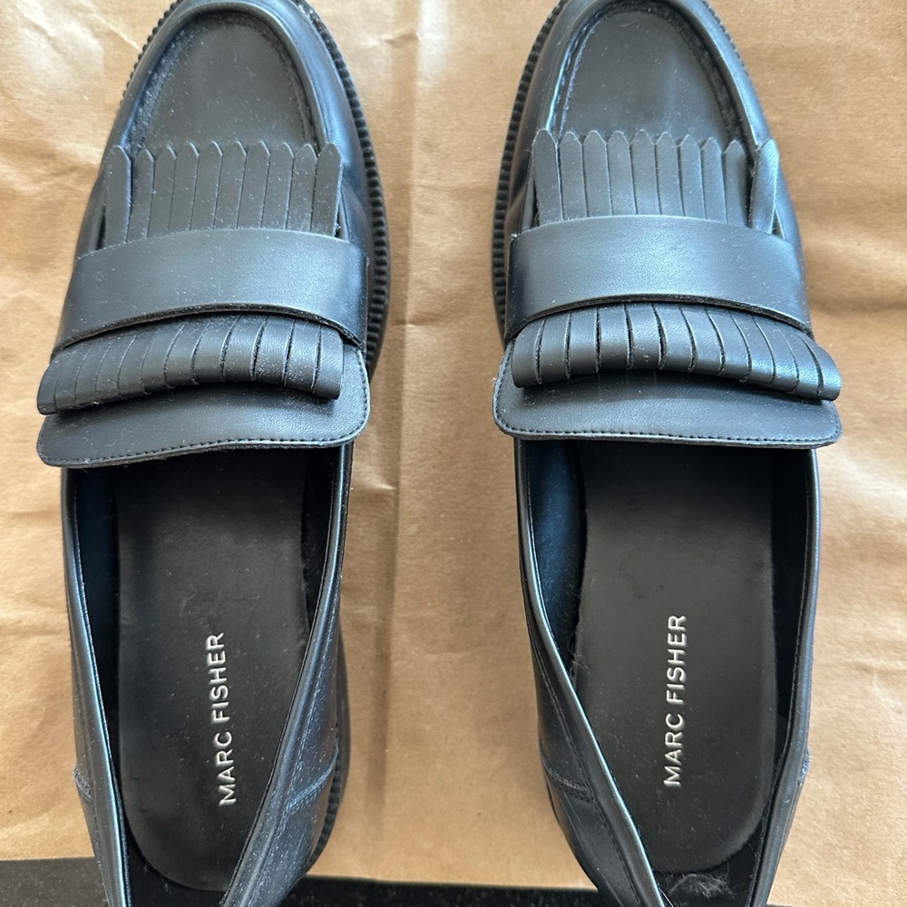 Marc Fisher Black women’s Loafers